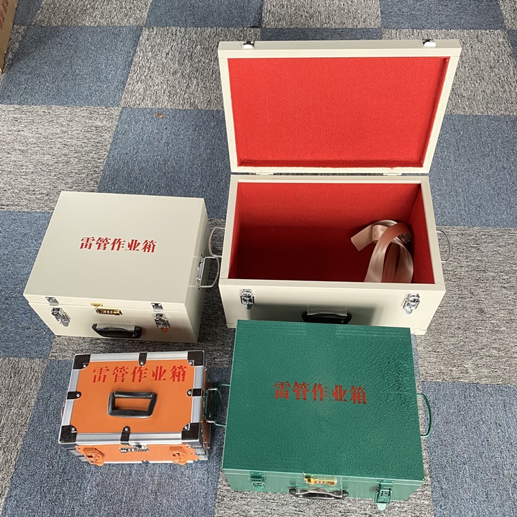 开化爆破工程作业箱如何选择？玻璃钢与传统材质的全面对比